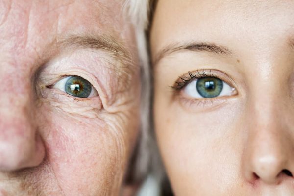 family-generation-green-eyes-genetics-concept-2022-12-16-00-17-46-utc (2) (1)